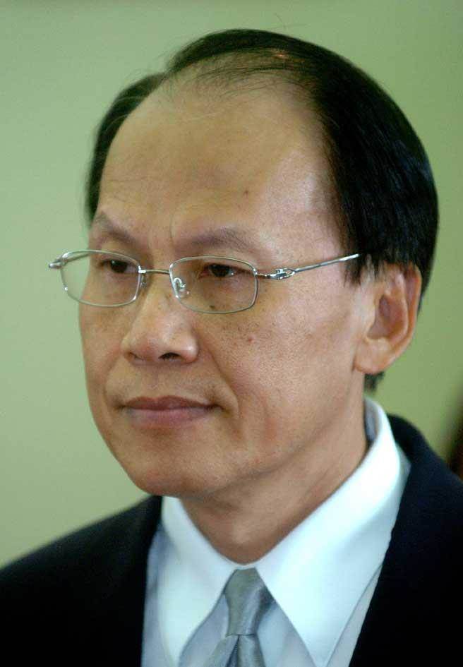 臺(tái)灣"駐英代表"因與民進(jìn)黨兩岸"外交"理念不一辭職 臺(tái)灣"駐英代表"因與民進(jìn)黨兩岸"外交"理念不一辭職