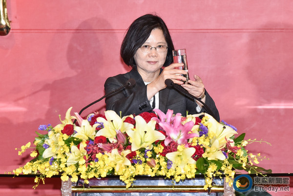 �����u��Ӣ��"�Ŷ����R"��B(t��i):��D�_�Ɍ��|(zh��)"�_��"