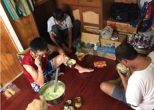 千里迢迢卻不能上岸 臺灣漁船機長:漁民心都冷了 千里迢迢卻不能上岸 臺灣漁船機長:漁民心都冷了