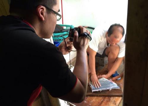 圖為鳳凰衛視記者記錄下船員在這數天的海上生活 圖為鳳凰衛視記者記錄下船員在這數天的海上生活