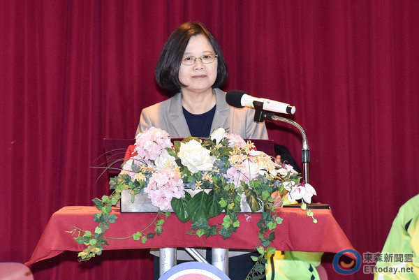 �_��(d��ng)�־���2500�fُ��1�v���o(h��)����܇�o(h��)��Ӣ��