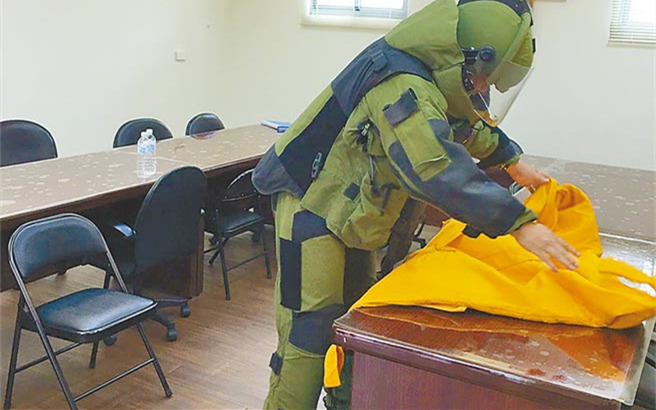 ��Ӣ���k�����յ����������ֻ������C