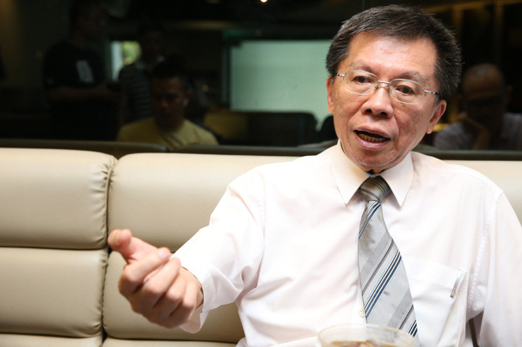 ���M�hǰ����ί������