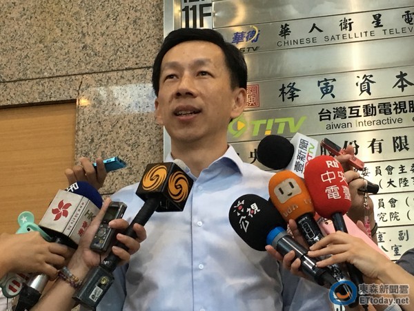 國民黨駁斥支票流向失控 吁"黨產會":愿在監督下發薪 國民黨駁斥支票流向失控 吁"黨產會":愿在監督下發薪