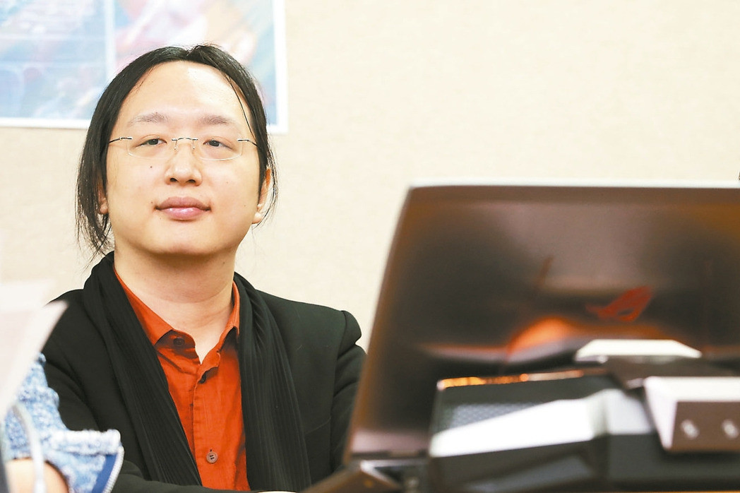 ������Ժ�����֡���ί�����Pÿ���������塰�h���ϰࡱ���ڡ����w�����¡���ί��ÿ�܃��첻���k�����ϰ�����