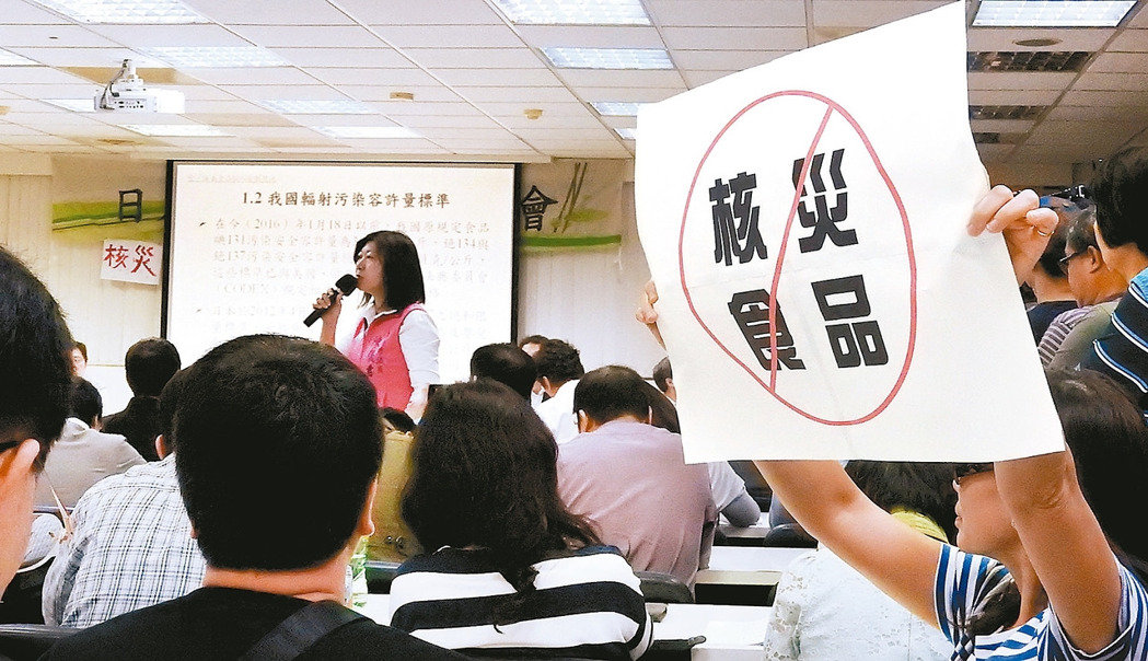 �±���(ch��ng)��(sh��)�ȿڽǣ��񱊸��e���˞�(z��i)ʳƷ����(b��o)��(bi��o)�Z(y��)