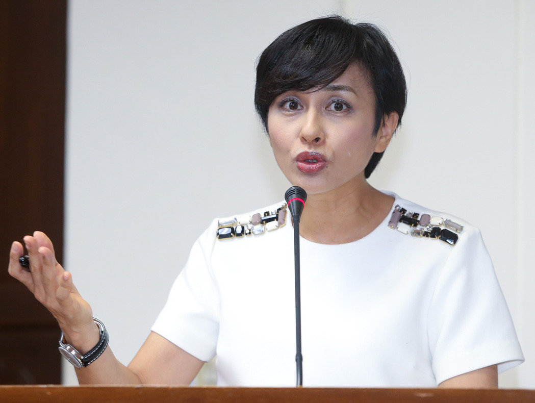 �����С������Gί�������R�˿�׌��Ӣ�ĵ�Ǹ�ɿ�