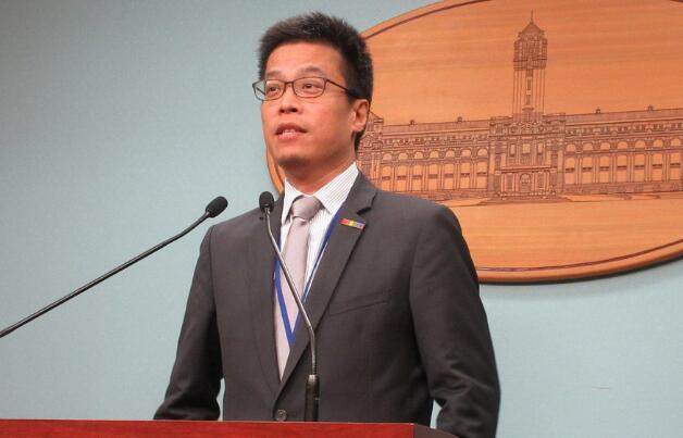 ���t������Ӣ�ĵġ��̏����l�����S���V