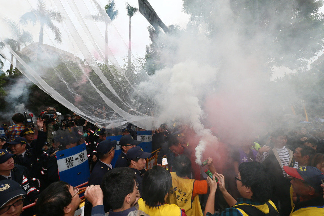 ���ڻ����������ݰ�2����ƴ�����x���^�P(gu��n)���ڈF�ڈ��⿹�h��һ�ȁG�S���F��