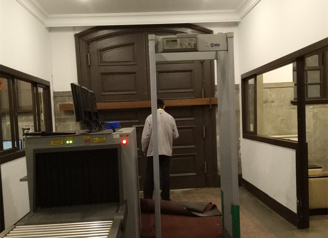 �_�����Ⱥ���J�M���k ���k�]�T���i