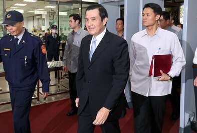 �R�k�ؑ��RӢ�����⸂�x�����h��ϯһ�£���Ӟ��Ӟ