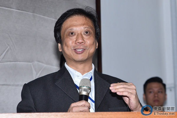 臺北市政府7萬多名公務員個資外泄 網(wǎng)友:真是公開透明 臺北市政府7萬多名公務員個資外泄 網(wǎng)友:真是公開透明