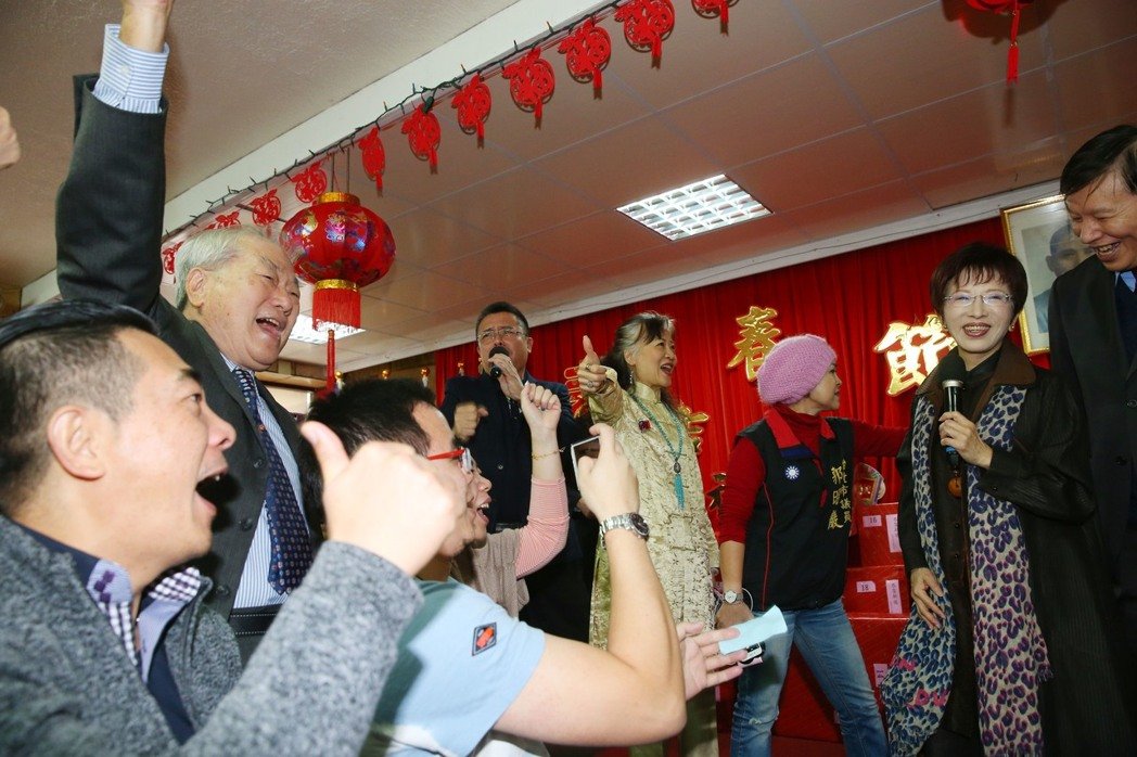 �����h��ϯ���������Ҷ���30������ǰ���_(t��i)���Ќ���ͬ�l(xi��ng)��(hu��)����(ji��)�F(tu��n)�ݣ��l(xi��ng)�H���ߺ������⡱��������