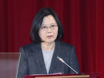 ���{���u�ȶ����񱊌���Ӣ��˾���ĸ�]����