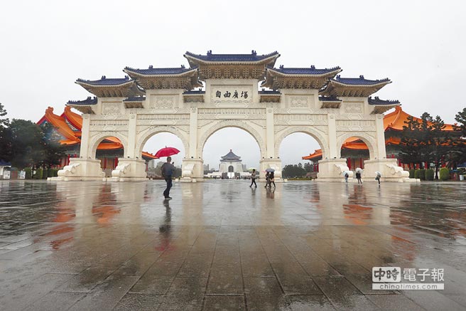 ��Ӣ�Į�(d��ng)���Ƅ�(d��ng)��ȥ�Y����