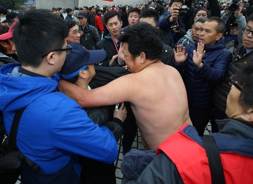 "�_��"�������Y��ʯ�~������ ��÷ٟ�����R��Ӣ��