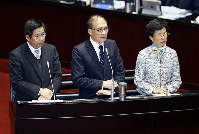 ᘌ�(du��)���´�W(xu��)�������A��W(xu��)���c��ꑺ���һ�г��Z���������������L(zh��ng)�������ң����𣩡�������Ժ�L(zh��ng)����ȫ�c�ί��(hu��)��ί��С�´���(f��)����ί���|(zh��)ԃ