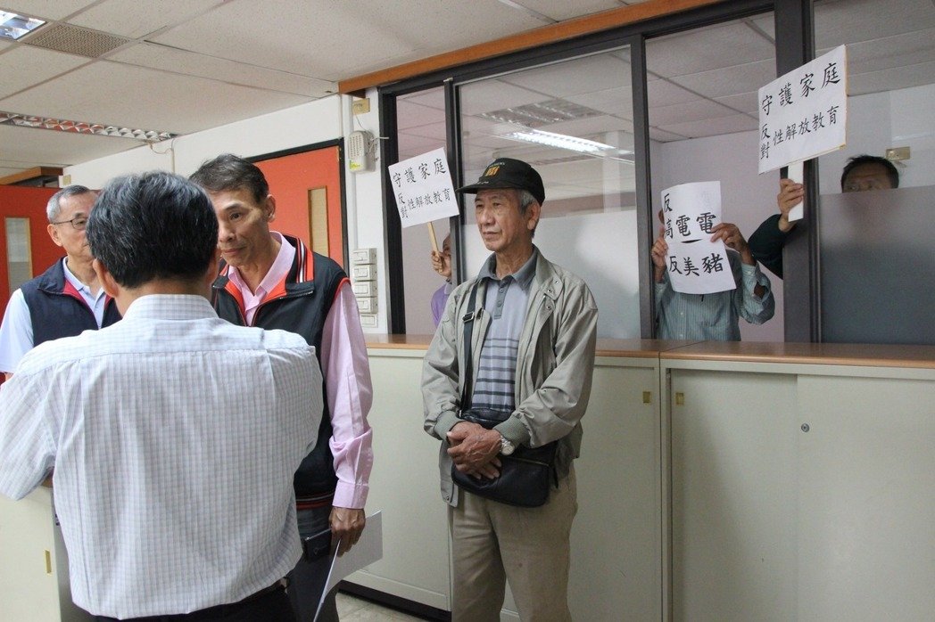 ֻ���h����������! �_���I(l��ng)���T��3�����M�h"��ί"