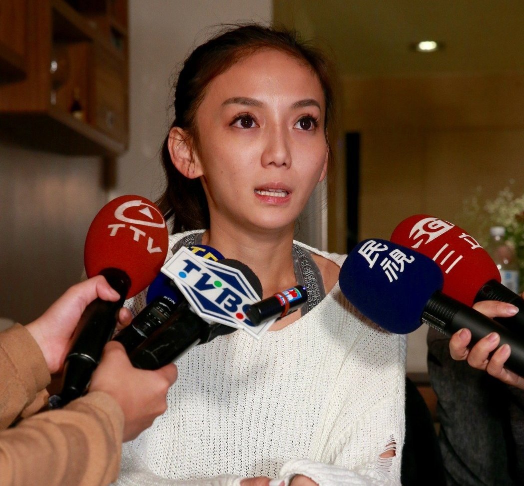 photoCA5EAJRD.jpg photoCA5EAJRD.jpg