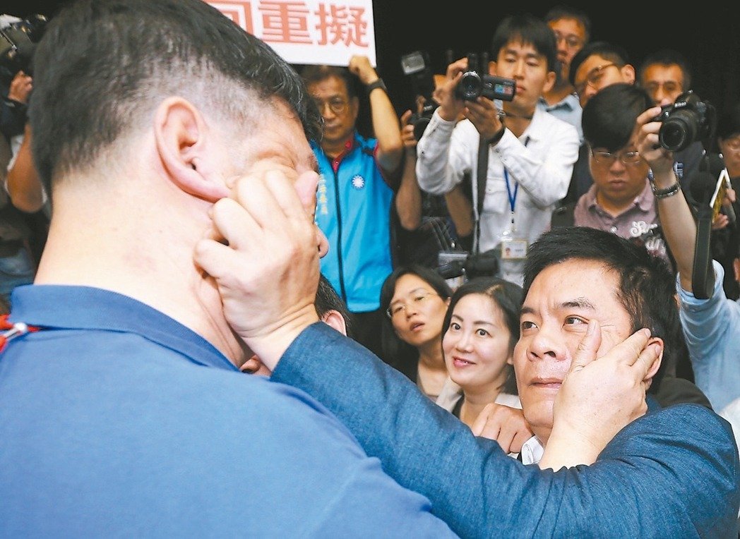 民進(jìn)黨推“前瞻”遭國(guó)民黨強(qiáng)力杯葛 蔡英文急喊話 民進(jìn)黨推“前瞻”遭國(guó)民黨強(qiáng)力杯葛 蔡英文急喊話