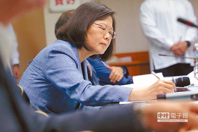 ��Ӣ�ķQ�� ���񱊺� ���S�������⮔����