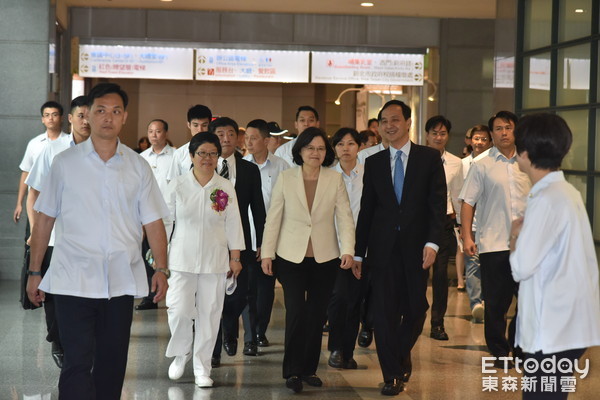 ��Ӣ�Ĉ�(zh��)��һ���� �±����L������������������