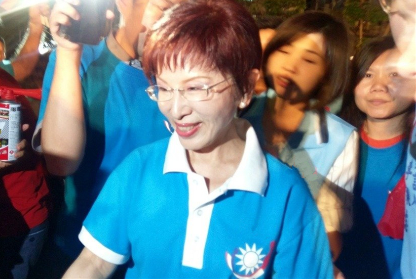 ������ĸ�H����ݴ�"������":�����ڶ������ұ���