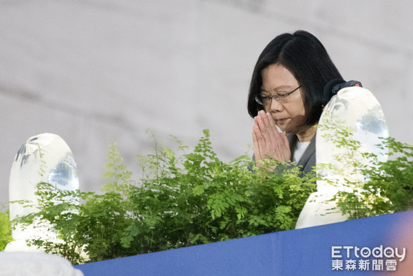 �_�Ǐ�����Ӣ�����ԞE��(qu��n)�c�o���H�Ԕ����B��֮·