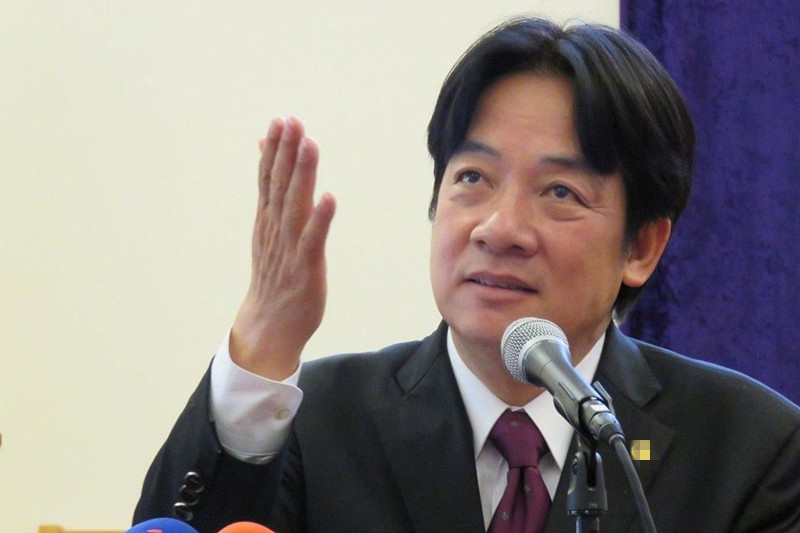 臺(tái)名嘴評(píng)賴清德:無知自大 前無古人后無來者 臺(tái)名嘴評(píng)賴清德:無知自大 前無古人后無來者