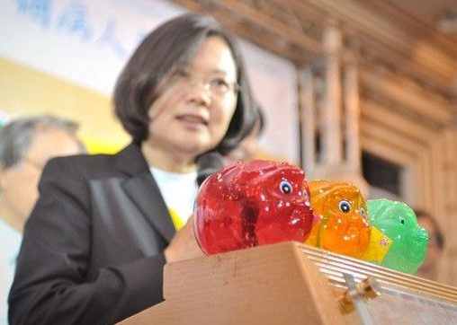 臺灣工業總會喊話蔡英文:兩岸“互凍” 臺灣恐全盤皆輸 臺灣工業總會喊話蔡英文:兩岸“互凍” 臺灣恐全盤皆輸