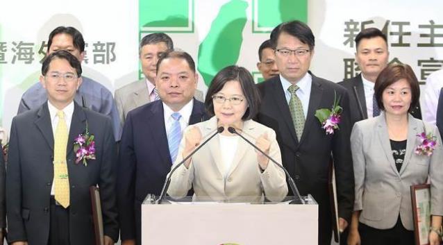 ��h͢ʹ�R���M�h�Ǐص׵ĉĵ���