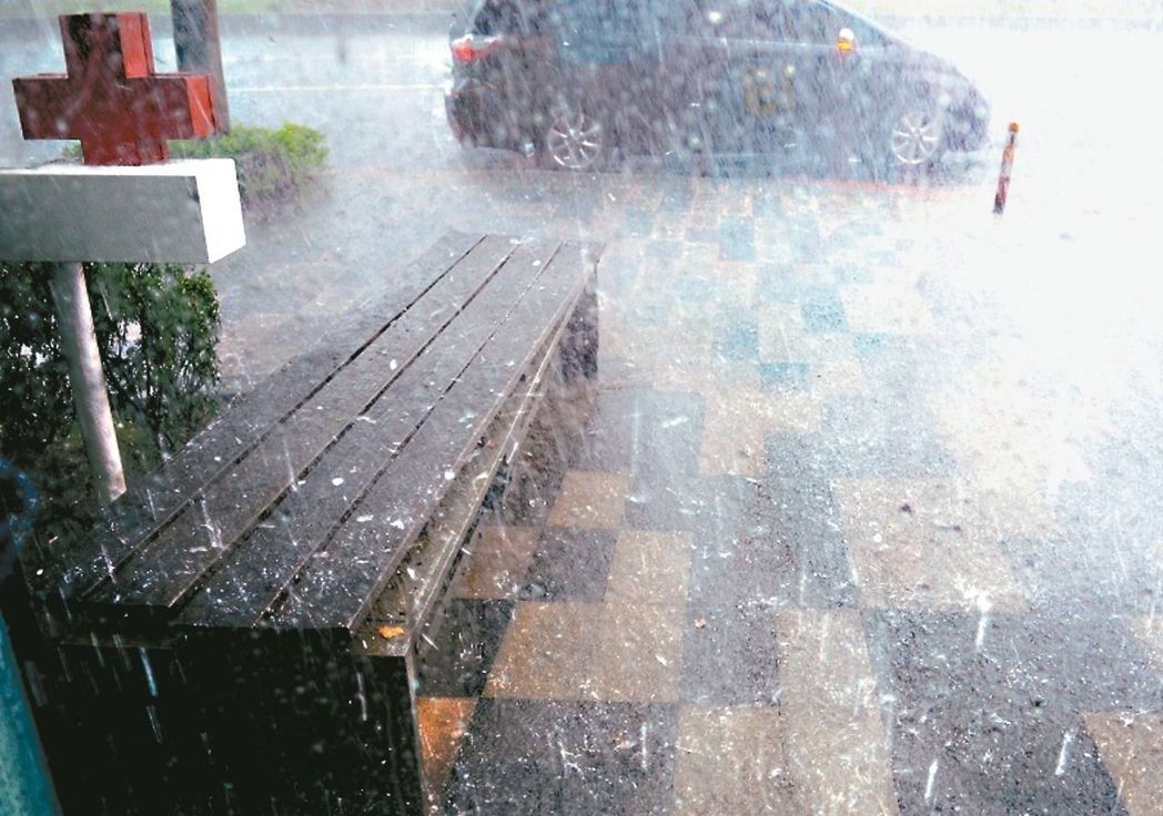 �_(t��i)�������ΌW(xu��):�Օ��в�Ӣ���I(l��ng)��(d��o)�� �����Q(ch��ng)�RӢ������