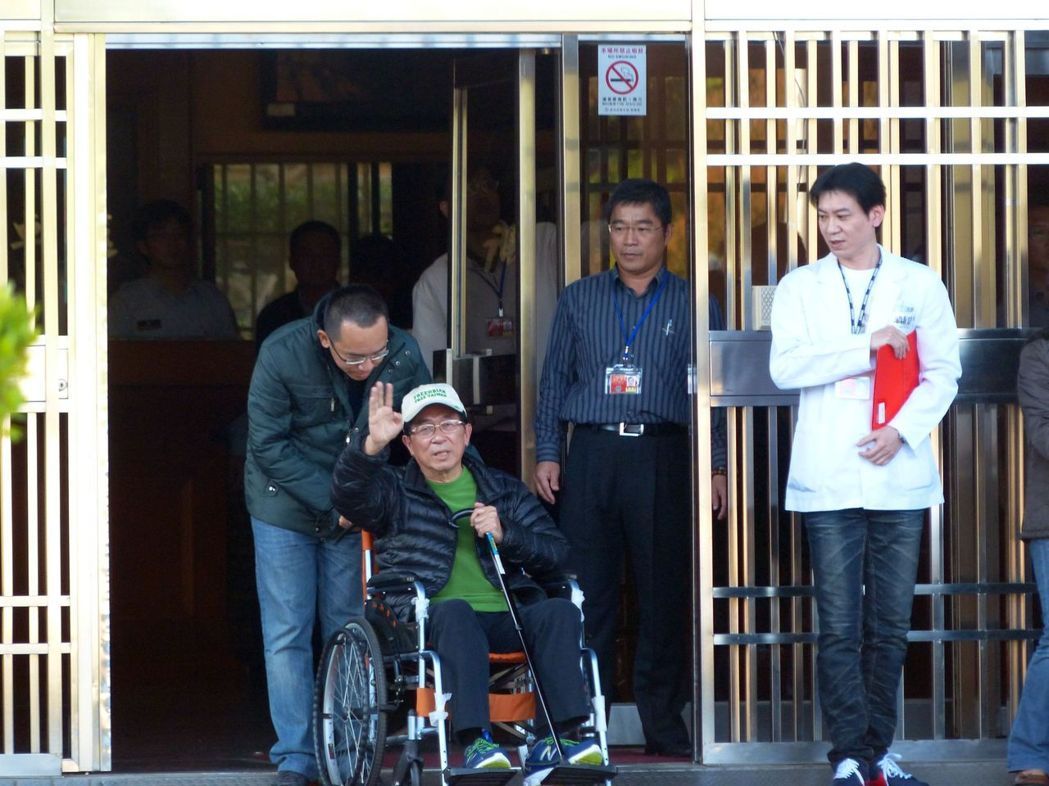 陳水扁裝病?柯文哲:一開始是裝的 陳水扁裝病?柯文哲:一開始是裝的