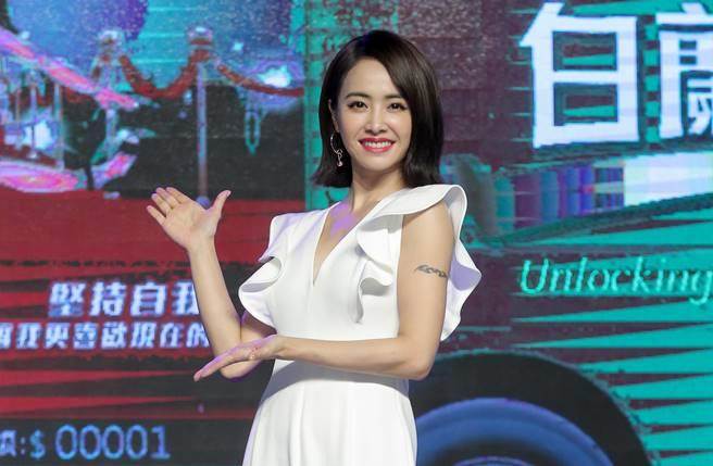 蔡依林曬照贊“男友”真男人:不讓我受傷 蔡依林曬照贊“男友”真男人:不讓我受傷