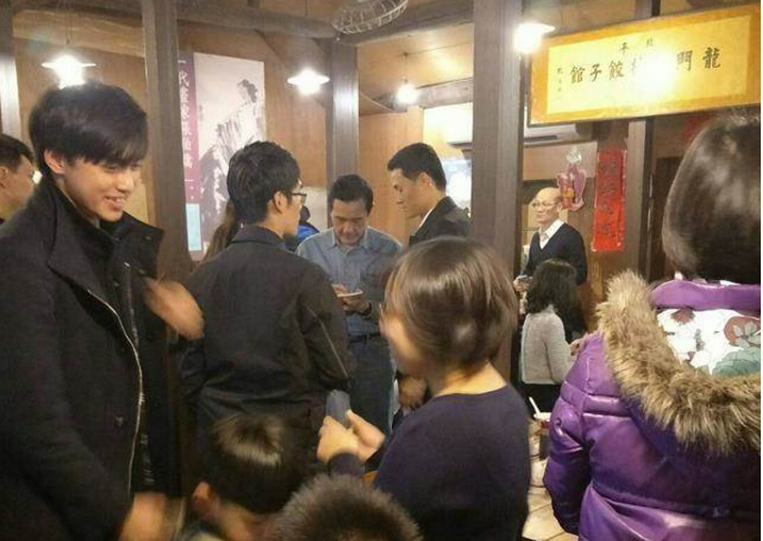 �RӢ�ų������æ���� �W(w��ng)�ѣ��Q����Ӣ������Ҫ�о��R