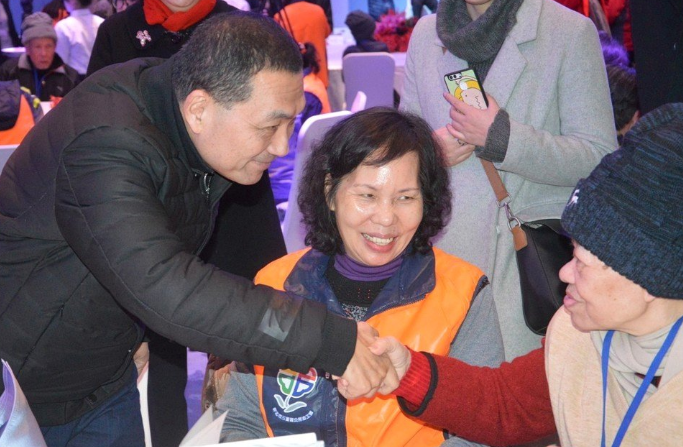 �����˱����Εr�����x�±� Ц���������η��