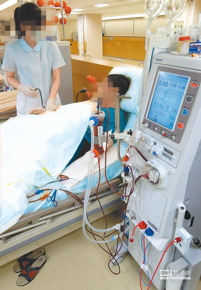 臺大醫院誤用自來水為患者洗腎疑致1人死亡 院方:與此無關 臺大醫院誤用自來水為患者洗腎疑致1人死亡 院方:與此無關