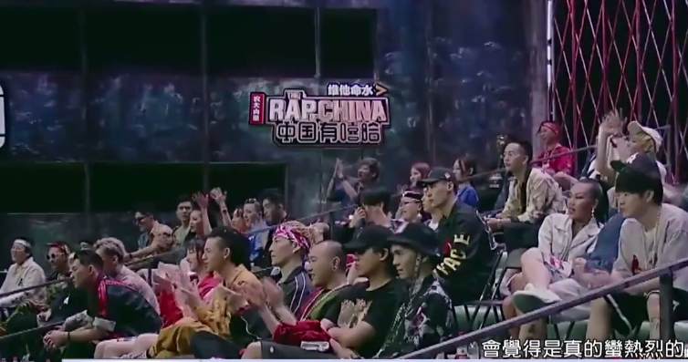 ���Ї�����������ᣬ�_���CˇȦ����ס�ˣ�������@ô����ϲ�g������