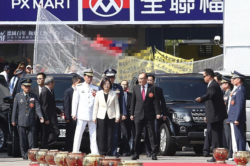 ��Ӣ�ġ��������⿳�� �_���־S���q�缈�ϻ���