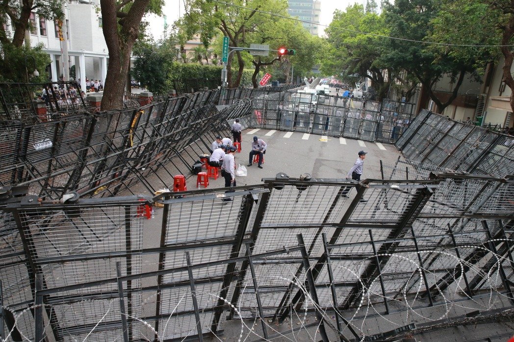 ���M(j��n)�h���조�_(t��i)�������L(f��ng)���������R��Ƭ�߻\�F�T(m��n)�Ӻ�3��