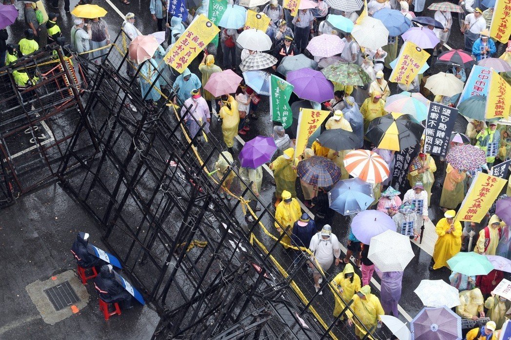 ���M(j��n)�h���조�_(t��i)�������L(f��ng)���������R��Ƭ�߻\�F�T(m��n)�Ӻ�3��