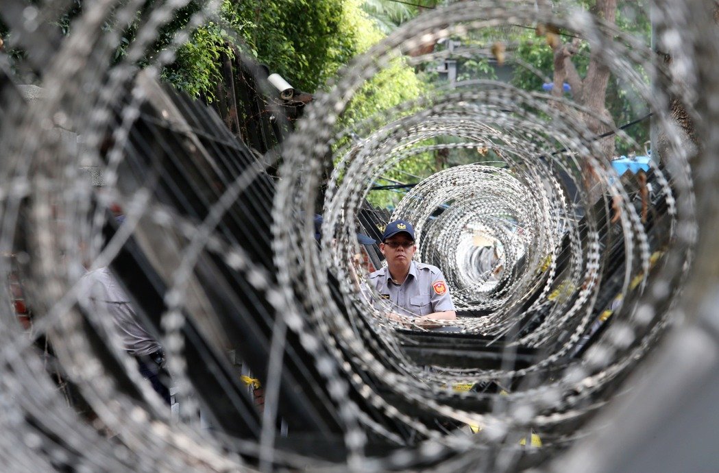 ���M(j��n)�h���조�_(t��i)�������L(f��ng)���������R��Ƭ�߻\�F�T(m��n)�Ӻ�3��