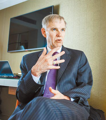 �������_�f��ǰ������ϯ�����