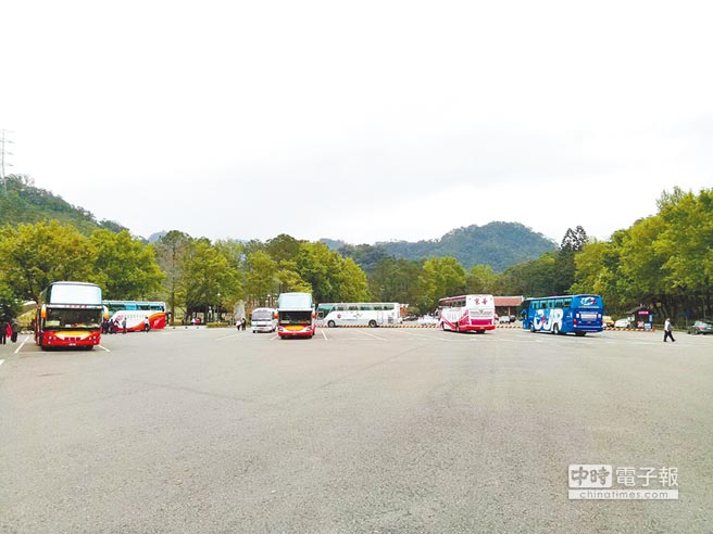 �S���ܴ���οͳ����λ�� �_���ΘI(y��)ֻ�ܿ�������ˮ