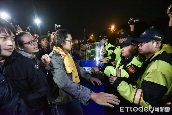 民進黨強勢通過勞基法草案 民進黨強勢通過勞基法草案