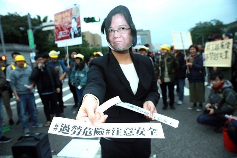 �Լ��˱������������ಫ ���M�h��ָ���"����Σ�C".jpg