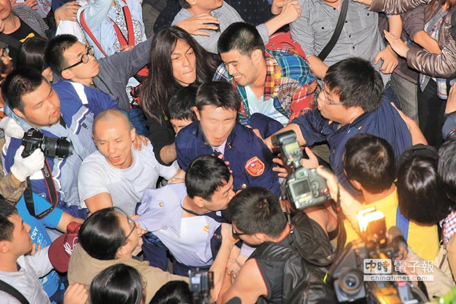 ��̫ꖻ�����22���ٱ��Пo�� �x�V�ЛQ�����󻼟o�F.jpg