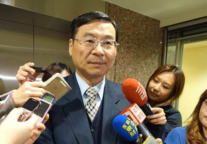 大陸都已經(jīng)"去現(xiàn)金"了,臺(tái)灣竟還在吵新臺(tái)幣"去蔣"! 大陸都已經(jīng)"去現(xiàn)金"了,臺(tái)灣竟還在吵新臺(tái)幣"去蔣"!