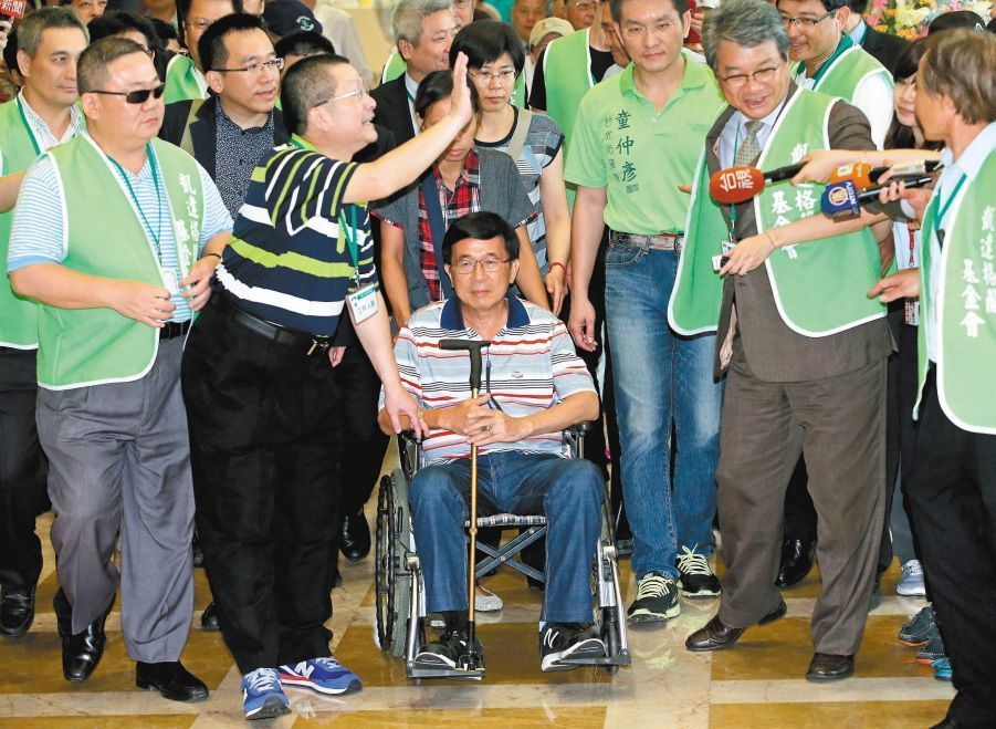 �ˮ�⌢����Ӣ�ģ� �_���W���ѽ����С��ʣ�