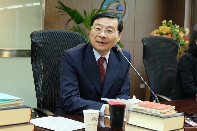 臺“金管會主委”曾銘宗:今年GDP保一沒問題 臺“金管會主委”曾銘宗:今年GDP保一沒問題